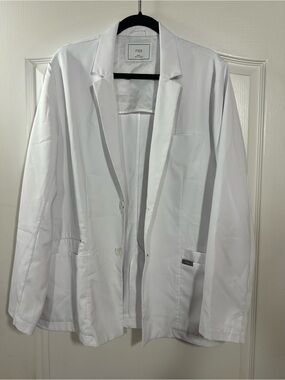 FIGS Men's White Harlem - Short Lab Coat - L / White